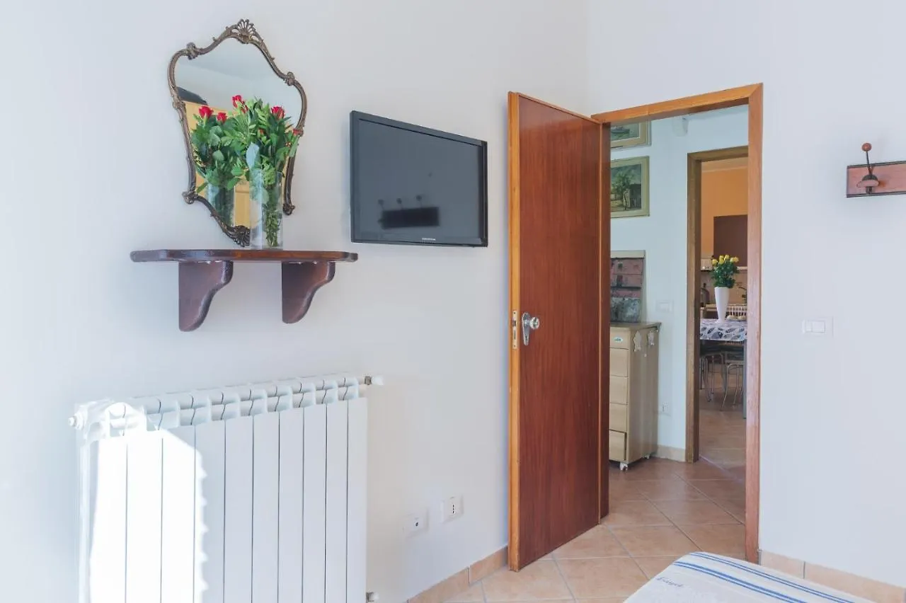 Lido Degli Estensi Flat Con Balcone E Parcheggio! Llido Degli Estensi Italy