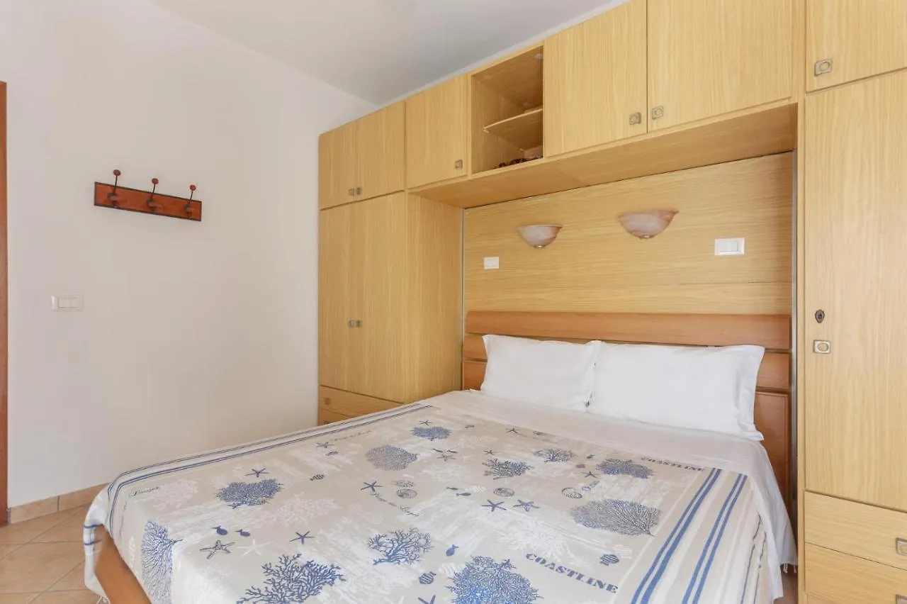 Apartment Lido Degli Estensi Flat Con Balcone E Parcheggio! Llido Degli Estensi