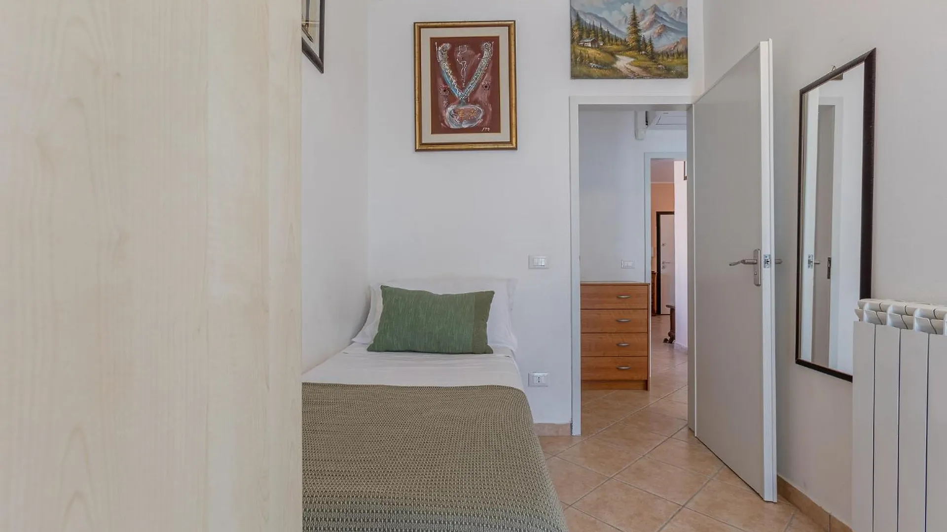 Lido Degli Estensi Flat Con Balcone E Parcheggio! Llido Degli Estensi