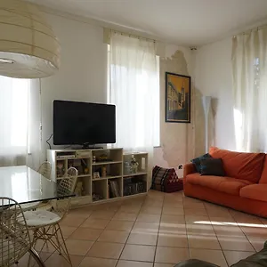 Moderno A 2 Passi Dal Duomo Di Appartamento